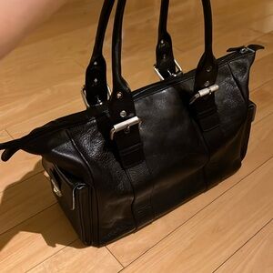 HYPE medium leather bag